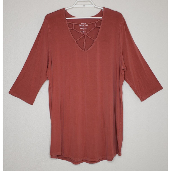 torrid Dresses & Skirts - Torrid Tunic Dress Size 4 Red Criss Cross V-Neck 3/4 Sleeve Super Soft Knits